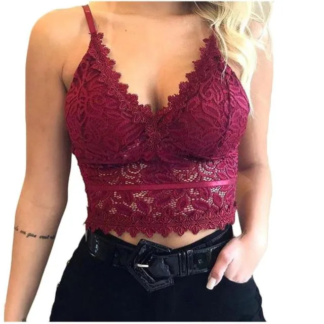 Donnabelle Lace Detailed Sleeveless Crop Top