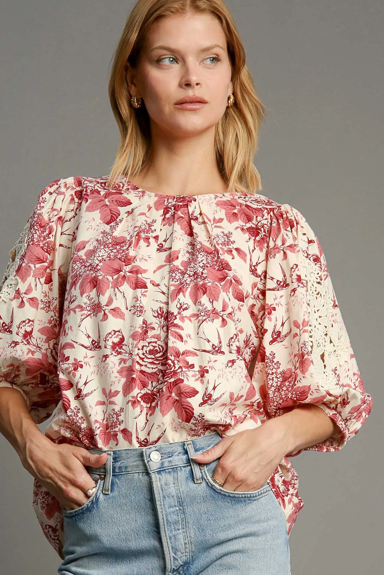 Floral Pleated Detail Lace Trim Sleeve Blouse